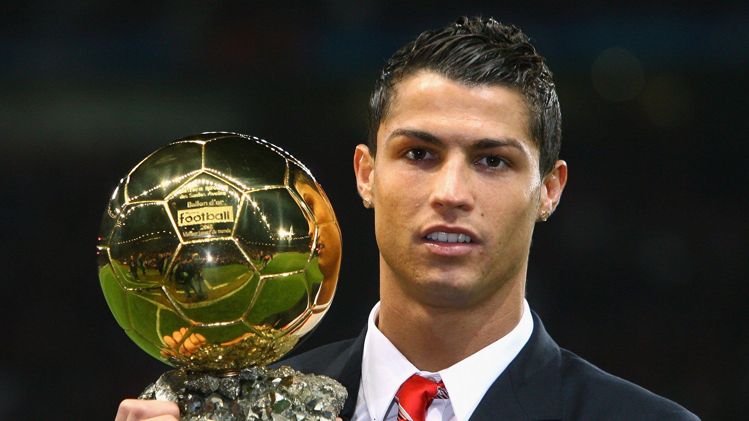 英媒记者：孙兴慜在热刺铸就十年鎏金岁月，告别注定令人泪目