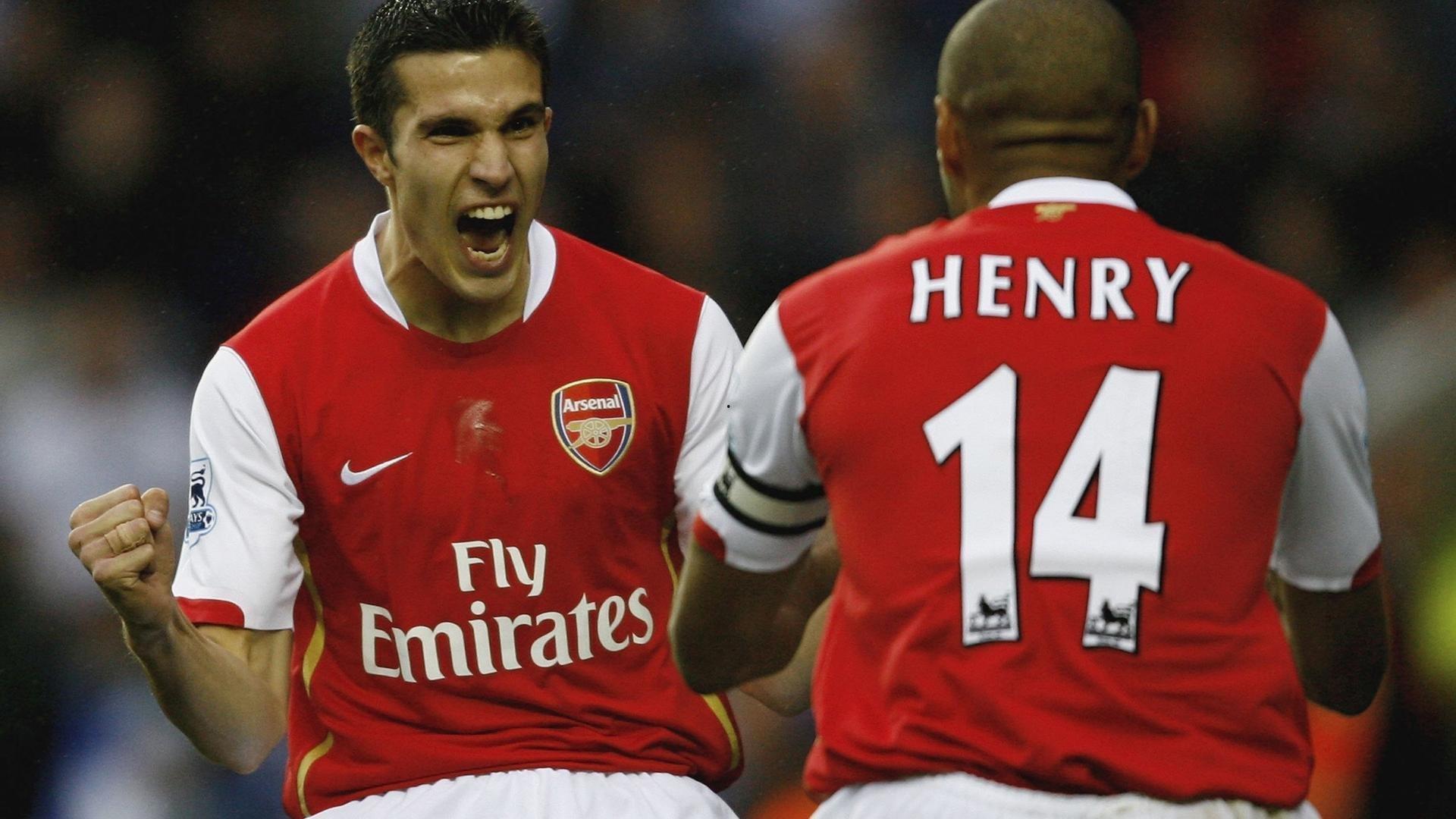 你选谁？詹俊：24/25欧洲联赛最佳阵，萨拉赫还是亚马尔？太难了