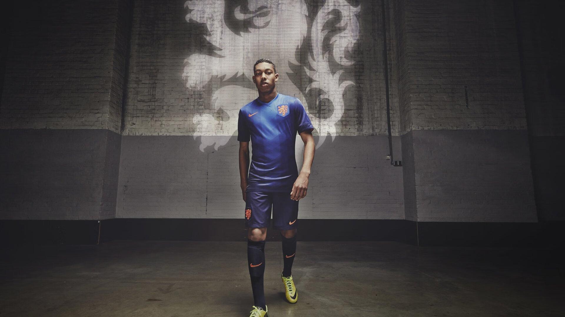 拜仁惊险逆转再破进球纪录，锋线火力全开难掩防线隐忧