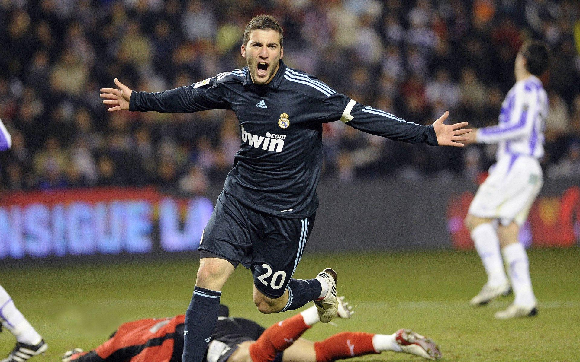 拜仁慕尼黑，知耻后勇的胜利背后，统治力隐忧仍存